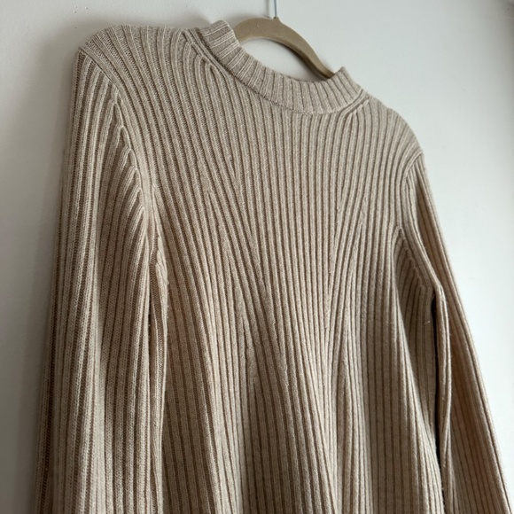 Vince • Wool & Cashmere Rib Sweater‎ in Natural - Picture 3 of 8